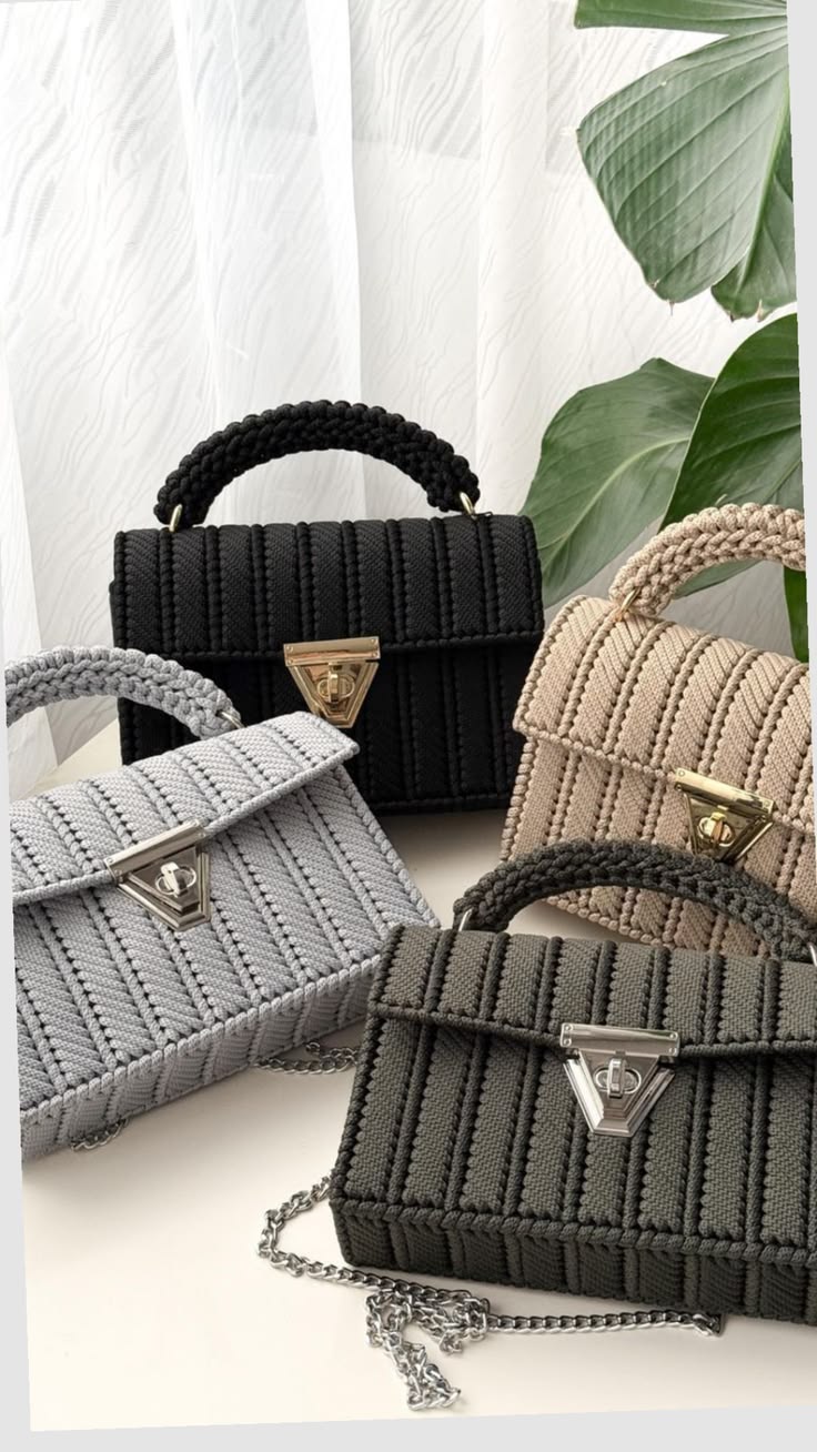PREMIÈRE COLLECTION BAG — vue 3 sur 4